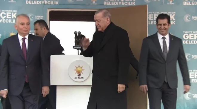 Cumhurbaşkanı Erdoğan: 2024 için asgari ücretlilere, kamu görevlilerine ve emeklilere enflasyonun üzerinde artışlar yapacağız