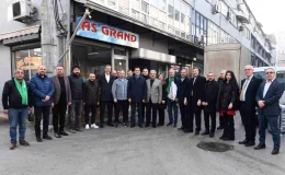 Osmangazi Belediye Başkanı Mustafa Dündar, Ayakkabıcı Esnafıyla Buluştu