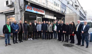 Osmangazi Belediye Başkanı Mustafa Dündar, Ayakkabıcı Esnafıyla Buluştu