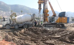 Hatay Valisi Mustafa Masatlı, depremden etkilenen tarihi yapılardaki çalışmaları değerlendirdi