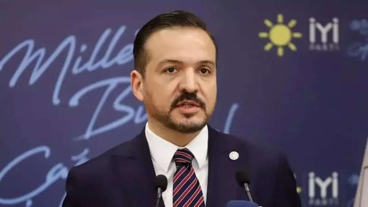 Son dakika: İYİ Parti’de istifa depremi! Sözcü Kürşad Zorlu partiden istifa etti