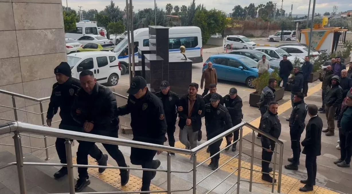 Mersin’de Suç Örgütüne Yönelik Operasyonda 15 Tutuklama